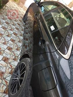 تۆیۆتا کامری